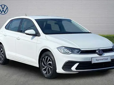Used VW Polo Life 95 HP (69 kW) 2024 White Hatchback