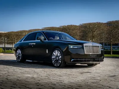 Used Rolls Royce Ghost 2025 Green Sedan