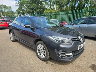 Used Renault Mégane GrandTour Dynamique 2014 Grey Estate