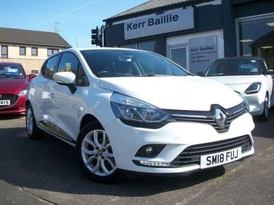 Used Renault Clio IV Dynamique 75 HP (55 kW) 2018 White Hatchback