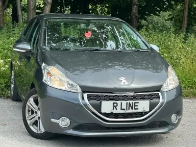 Used Peugeot 208 Active 95 HP (69 kW) 2013 Grey Hatchback
