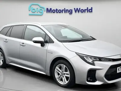 Used Suzuki Swace 140 HP (102 kW) 2023 Estate