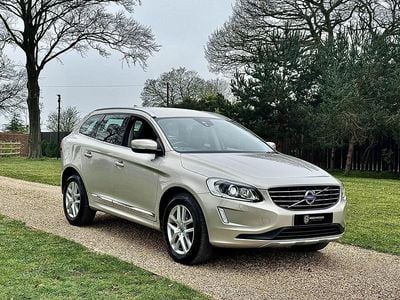 Used Volvo XC60 SE Lux 190 HP (139 kW) 2017 Gold SUV