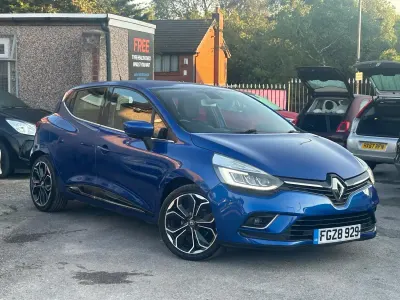 Used Renault Clio Dynamique 88 HP (64 kW) 2017 Blue Hatchback