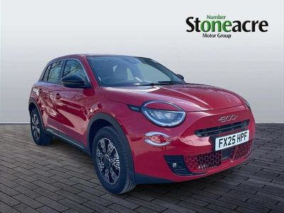 Używany Fiat 600 99 KM (72 kW) 2025 Czerwony SUV