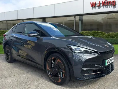 Usado Cupra Tavascan VZ1 250 kW (340 HP) 2025 Cinzento SUV