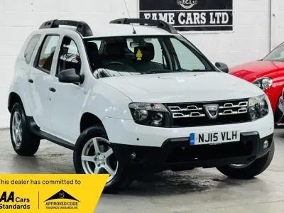 Used Dacia Duster Ambiance 110 HP (80 kW) 2015 White SUV