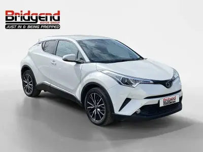 Used Toyota C-HR 116 HP (85 kW) 2019 White SUV
