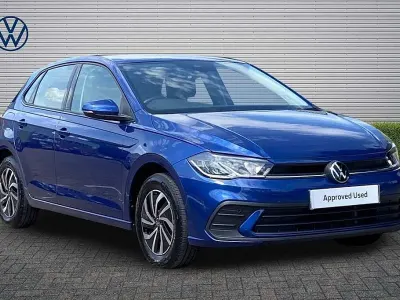 Used VW Polo Life 95 HP (69 kW) 2023 Blue Hatchback