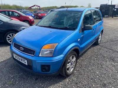 Käytetty Ford Fusion Zetec 80 HP (58 kW) 2009 Sininen Viistoperä