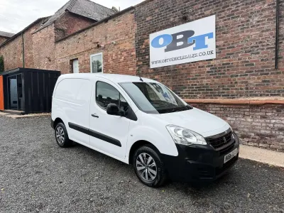 Used Peugeot Partner 100 HP (73 kW) 2016 White