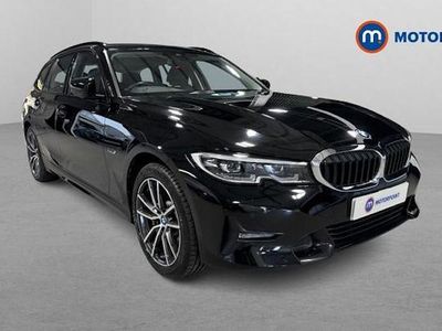 Begagnad BMW 330e Sport Line 292 HK (214 kW) 2022 Svart Kombi
