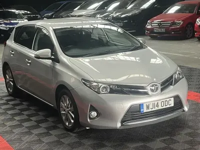 Used Toyota Auris 2014