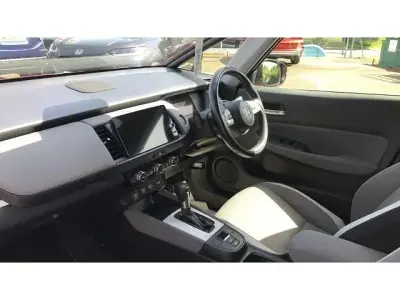 Usado Honda Jazz Advance 122 CV (89 kW) 2023 Rojo Utilitario