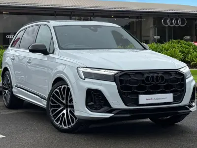 Używany Audi SQ7 Comfort 507 KM (372 kW) 2025 Biały SUV