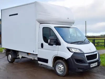 Second-hand Peugeot Boxer Business-Line 140 CP (102 kW) 2022 Alb Van