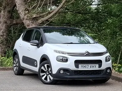Used Citroën C3 Flair 100 HP (73 kW) 2017 White Hatchback