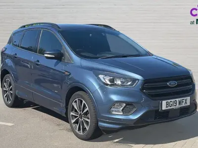 Second-hand Ford Kuga ST-Line 176 CP (129 kW) 2019 Albastru SUV