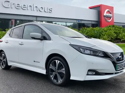 Used Nissan Leaf Tekna 110 kW (150 HP) 2019 White Hatchback