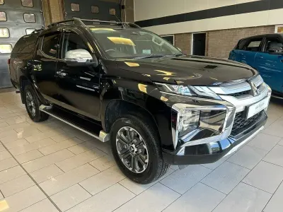 Used Mitsubishi L200 150 HP (110 kW) 2021 Black Pickup