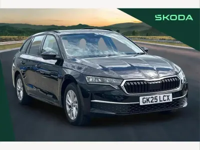 Gebraucht Skoda Octavia SE Technology 150 PS (110 kW) 2025 Schwarz Kombi