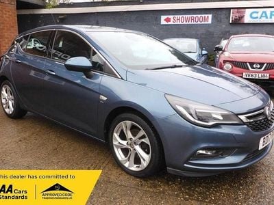 Used Vauxhall Astra SRi 150 HP (110 kW) 2017 Blue Hatchback