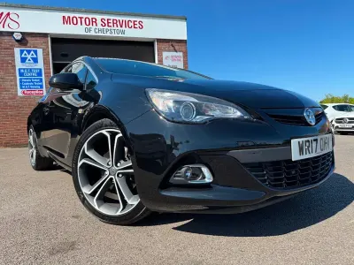Used Vauxhall Astra GTC Edition 140 HP (102 kW) 2017 Black Hatchback