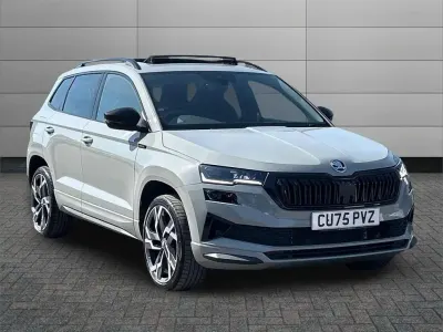 Gebraucht Skoda Karoq SportLine 150 PS (110 kW) 2025 Grau SUV
