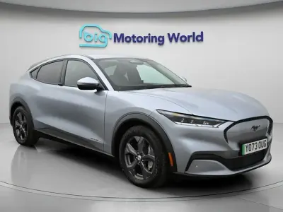 Begagnad Ford Mustang Mach-E Standard Range 197 kW (269 HK) 2024 SUV