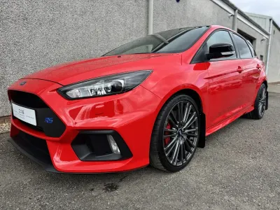 Used Ford Focus RS 350 HP (257 kW) 2018 Red Hatchback