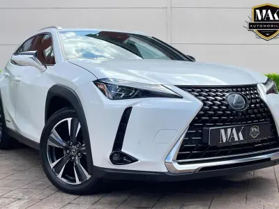 Used Lexus UX 250h 2019 White SUV
