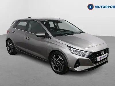 Używany Hyundai i20 Premium 101 KM (74 kW) 2022 Brązowy Hatchback