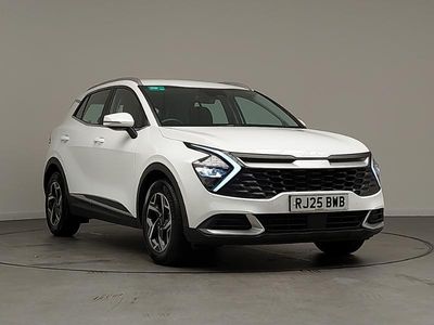 White Used 2025 Kia Sportage SUV | £23,798 (Good price)