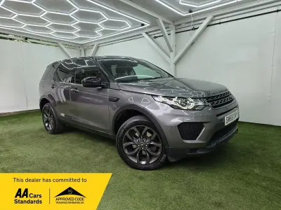 Used Land Rover Discovery 5 Landmark 2018 Grey SUV
