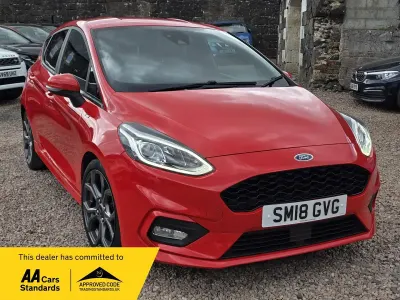 Używany Ford Fiesta ST-Line 140 KM (102 kW) 2018 Czerwony Hatchback