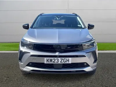Usado Vauxhall Grandland X Ultimate 131 HP (96 kW) 2023 Cinzento SUV