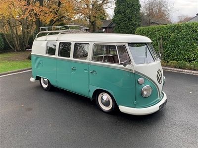 VW Transporter