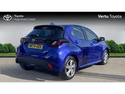 Used Toyota Yaris Hybrid 116 HP (85 kW) 2024 Blue Hatchback
