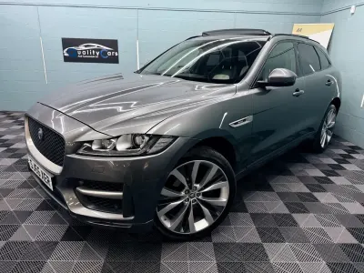 Second-hand Jaguar F-Pace R-Sport 2016 Gri SUV