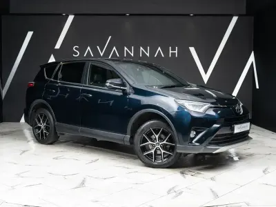 Used Toyota RAV4 151 HP (111 kW) 2017 Blue SUV