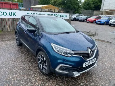 Used Renault Captur Dynamique 90 HP (66 kW) 2018 Blue/black SUV