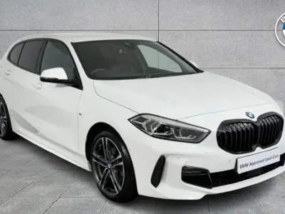 Used BMW 118 M Sport 134 HP (98 kW) 2023 White Hatchback