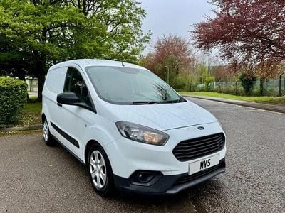Usado Ford Transit Trend 100 HP (73 kW) 2022 Branco Van