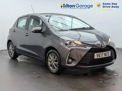 Używany Toyota Yaris 2017 Szary Hatchback