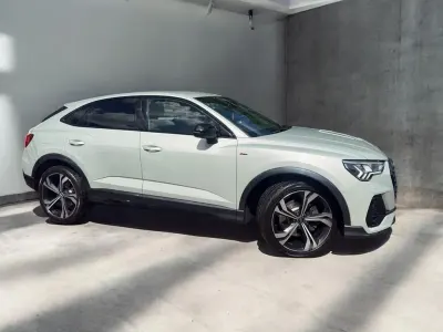Usado Audi Q3 Sportback Design 2021 Plateado SUV