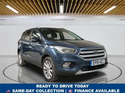 Begagnad Ford Kuga Titanium 150 HK (110 kW) 2019 Blå SUV