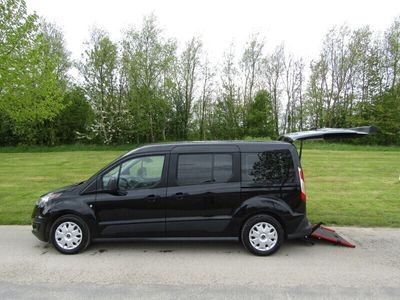 used Ford Grand Tourneo Connect 1.5 TDCi Zetec 5dr wheelchair Accessible adapted Vehicle