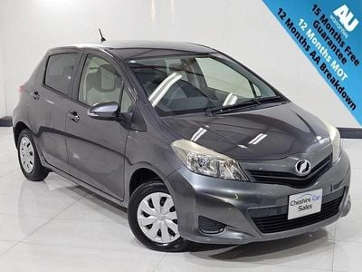 Grey Used 2014 Toyota Yaris Hatchback | £5,995 (Super price)