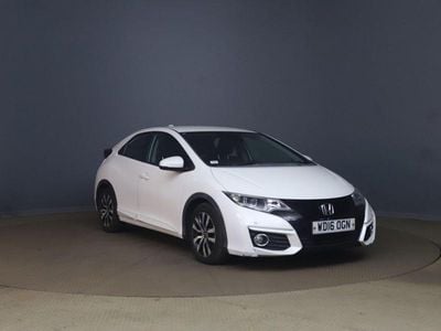 Used Honda Civic SE Plus 2016 White Hatchback