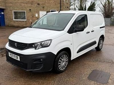 White Used 2021 Peugeot Partner Premium MPV | £6,500 (Fair price)